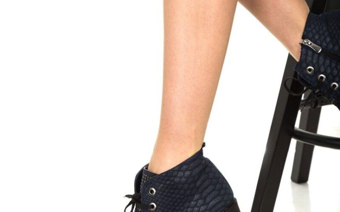 Que mettre avec des bottines marrons femme  ?